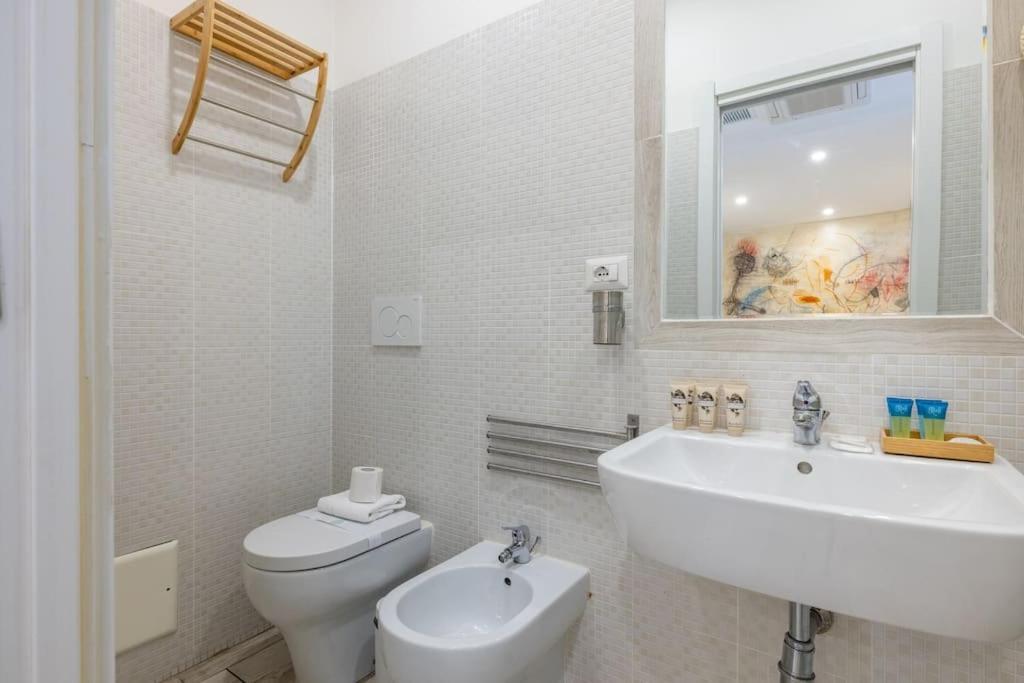 Vatican Momahouse Luxury By Varental ローマ 部屋 写真